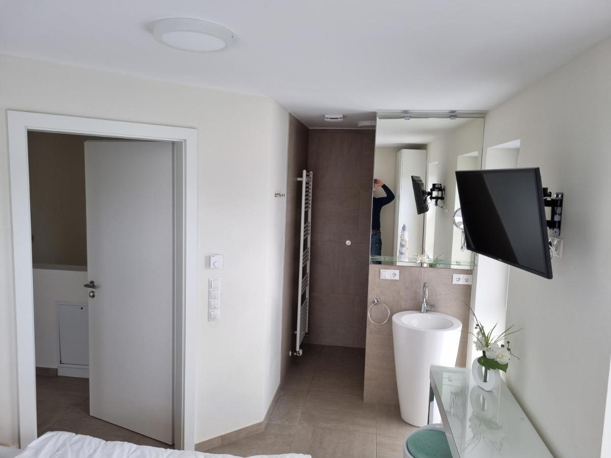 Neu!Moderne, Lichtdurchflutete Dhh, Zentral, Garten, Wallbox, Wlan Бутьядінген Екстер'єр фото